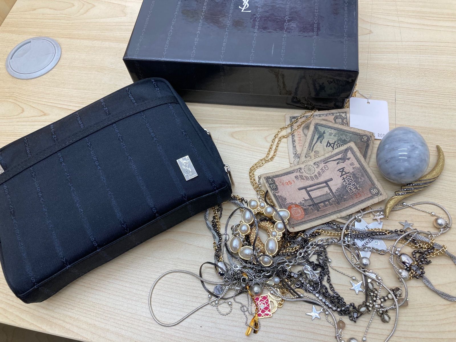 遺品整理アクセサリー - メルカリ