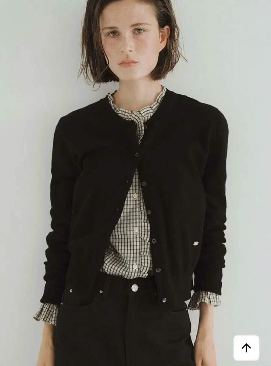 アンエディット O ラッフルチェックブラウス