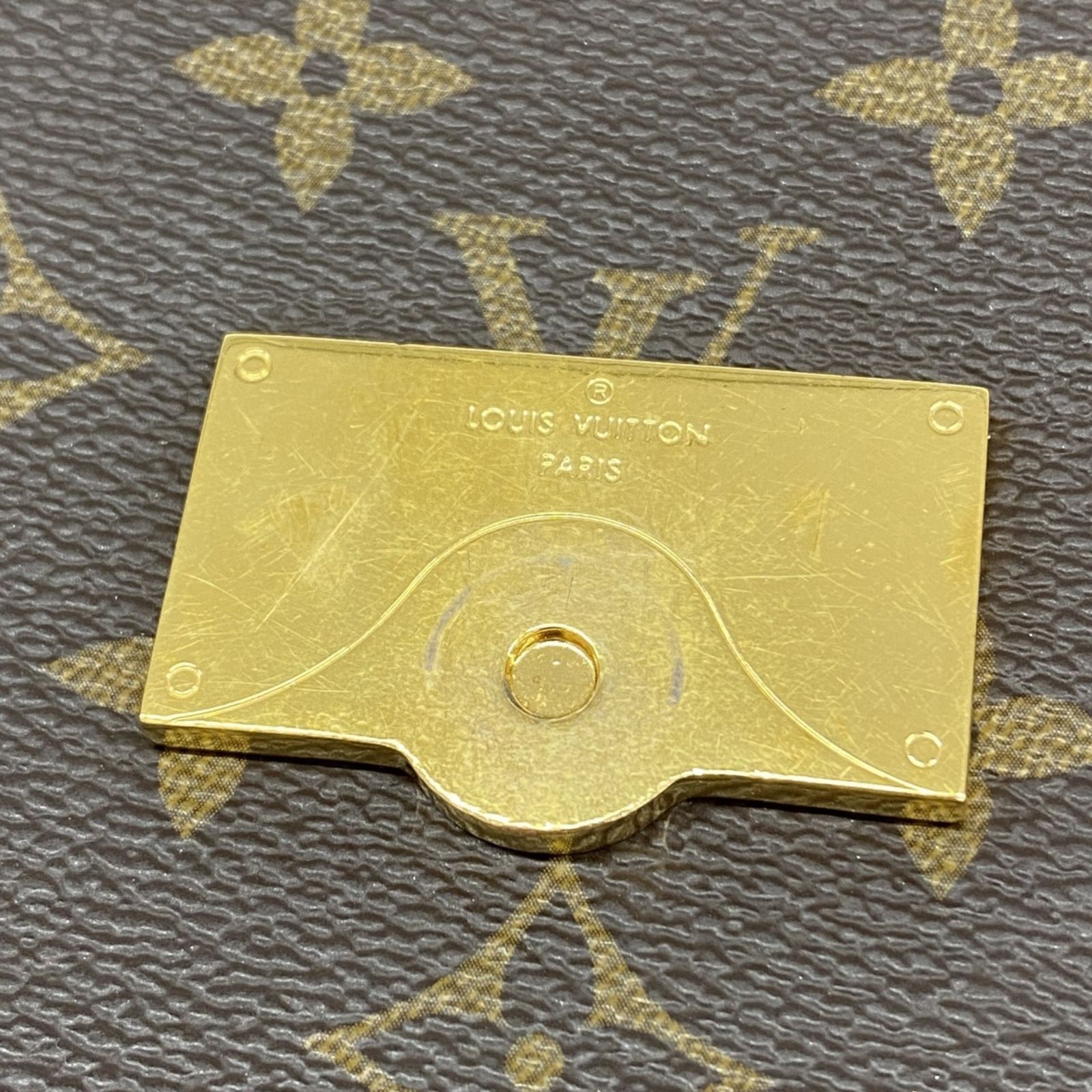 Vuitton ルイ
