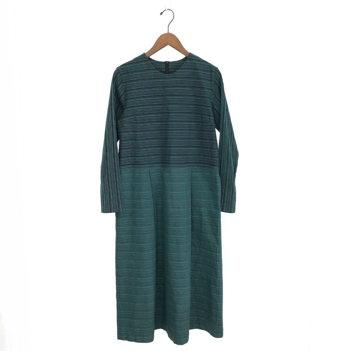 節約 haat（ISSEY MIYAKE) ハート（イッセイミヤケ） 長袖ワンピ―ス  