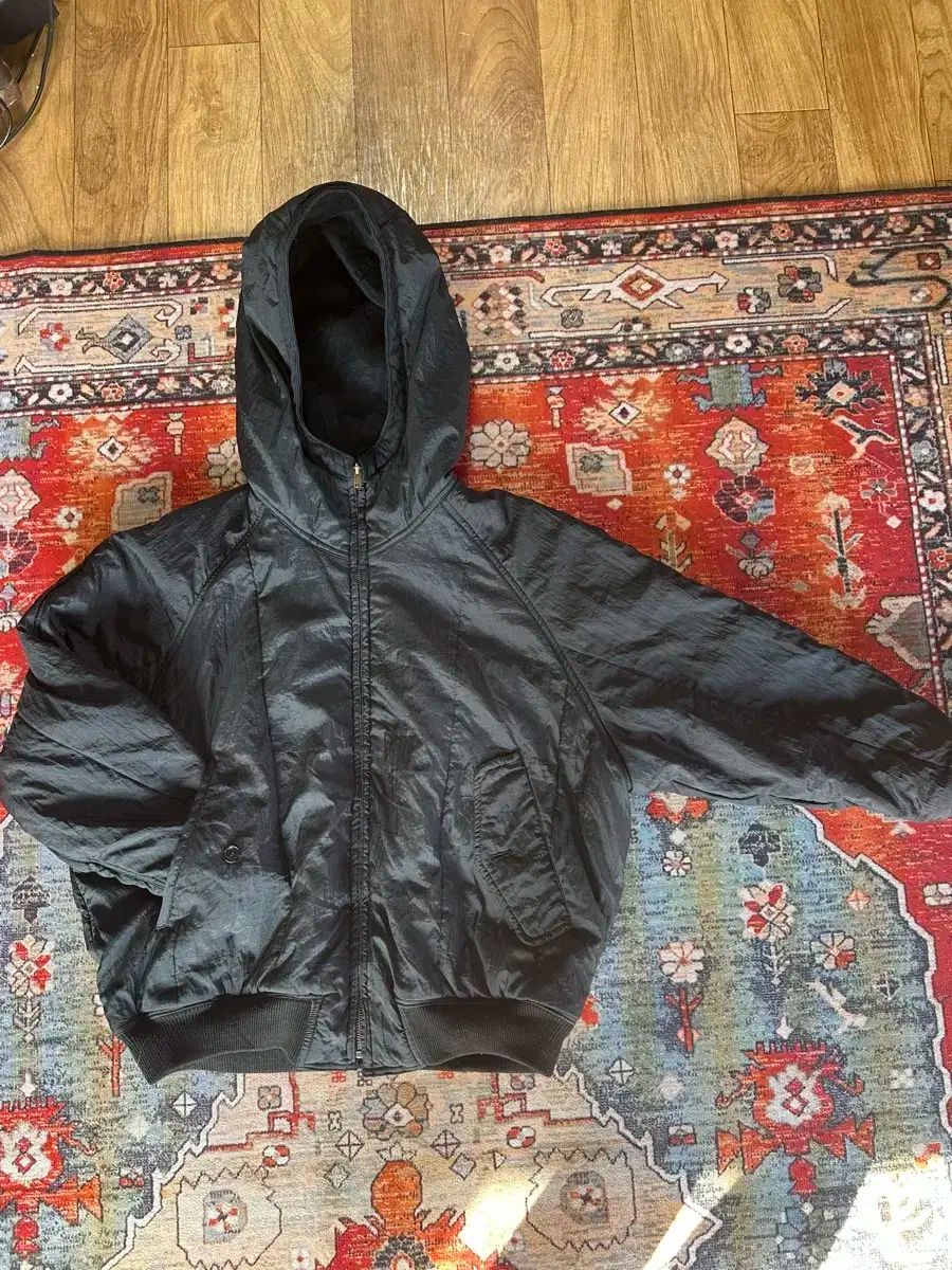 イッセイミヤケ is リバーシブル ジャケット