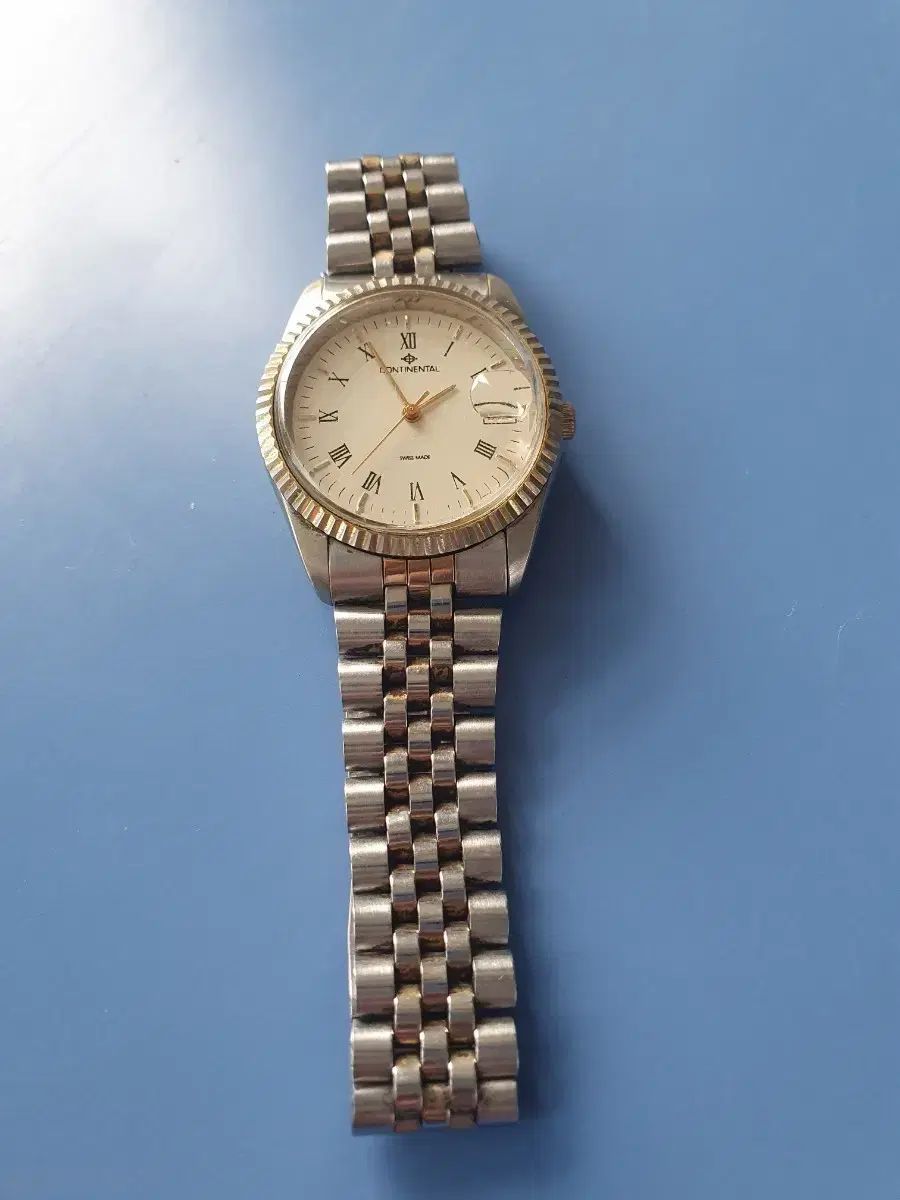 コンチネンタル 正規品 時計