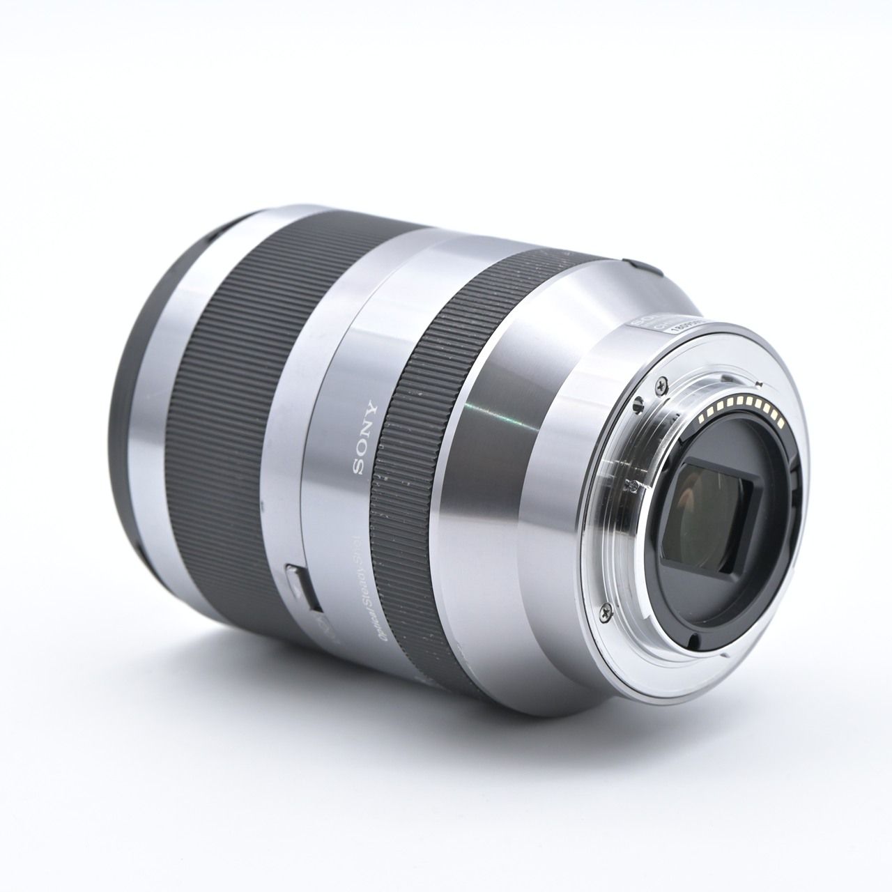SONY SEL18200 レンズ　【中古】Eマウントレンズ SONY ソニー 18-200mm F3.5-6.3 OSS Eマウント用 APS-C専用 SEL18200