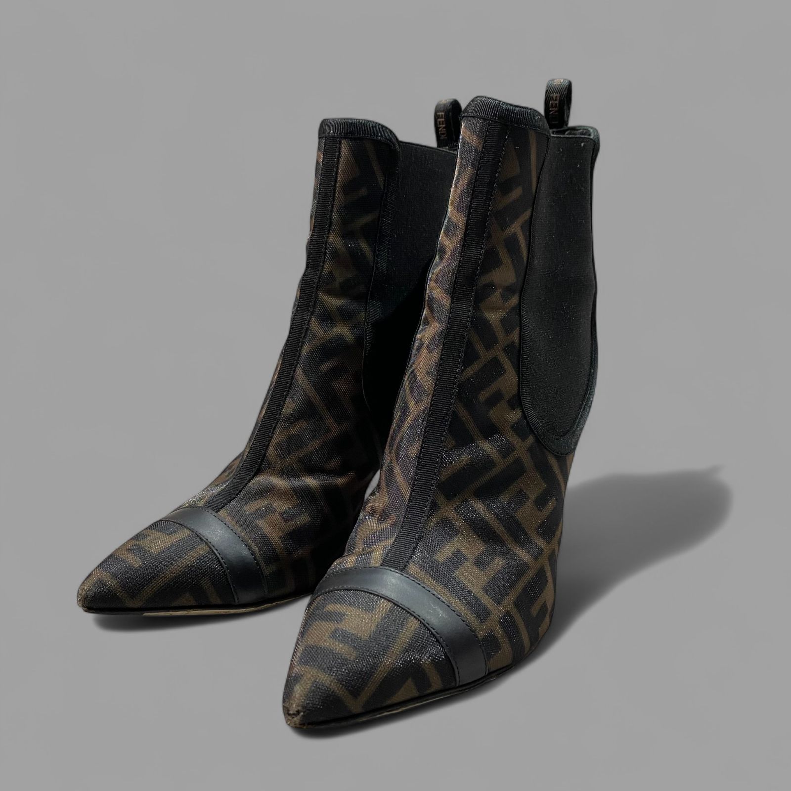 FENDI フェンディ サイドゴア ショート ブーツ 37 ベージュ ブラック 総柄 ロゴ柄 KT 60-G-KG