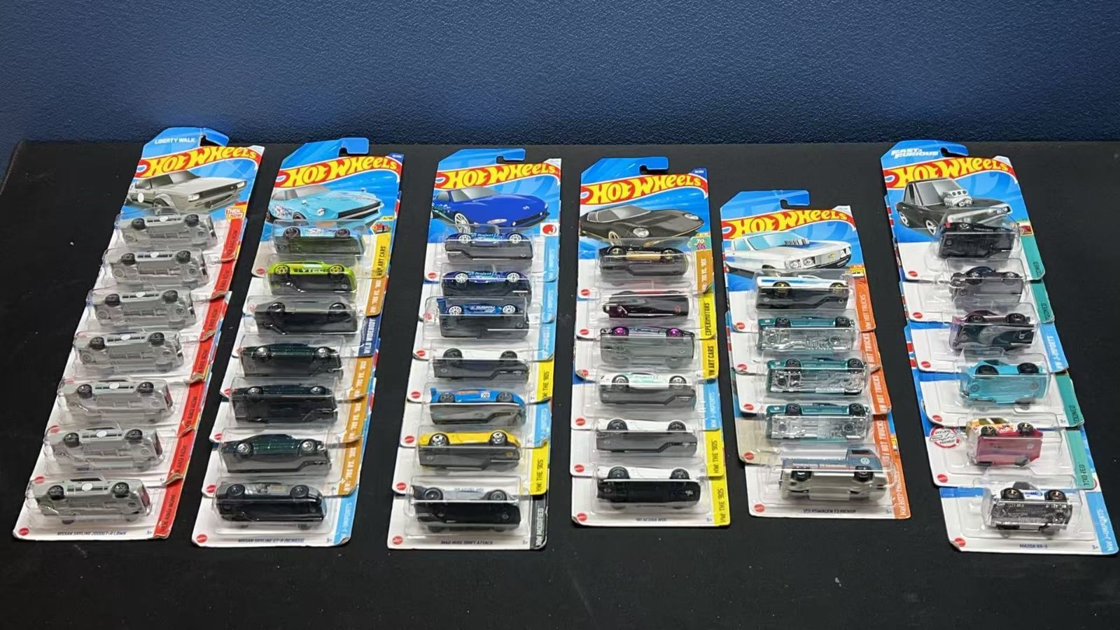 ホットウィール Hot Wheels 乗り物おもちゃ ミニカー 26種類セット 4417953