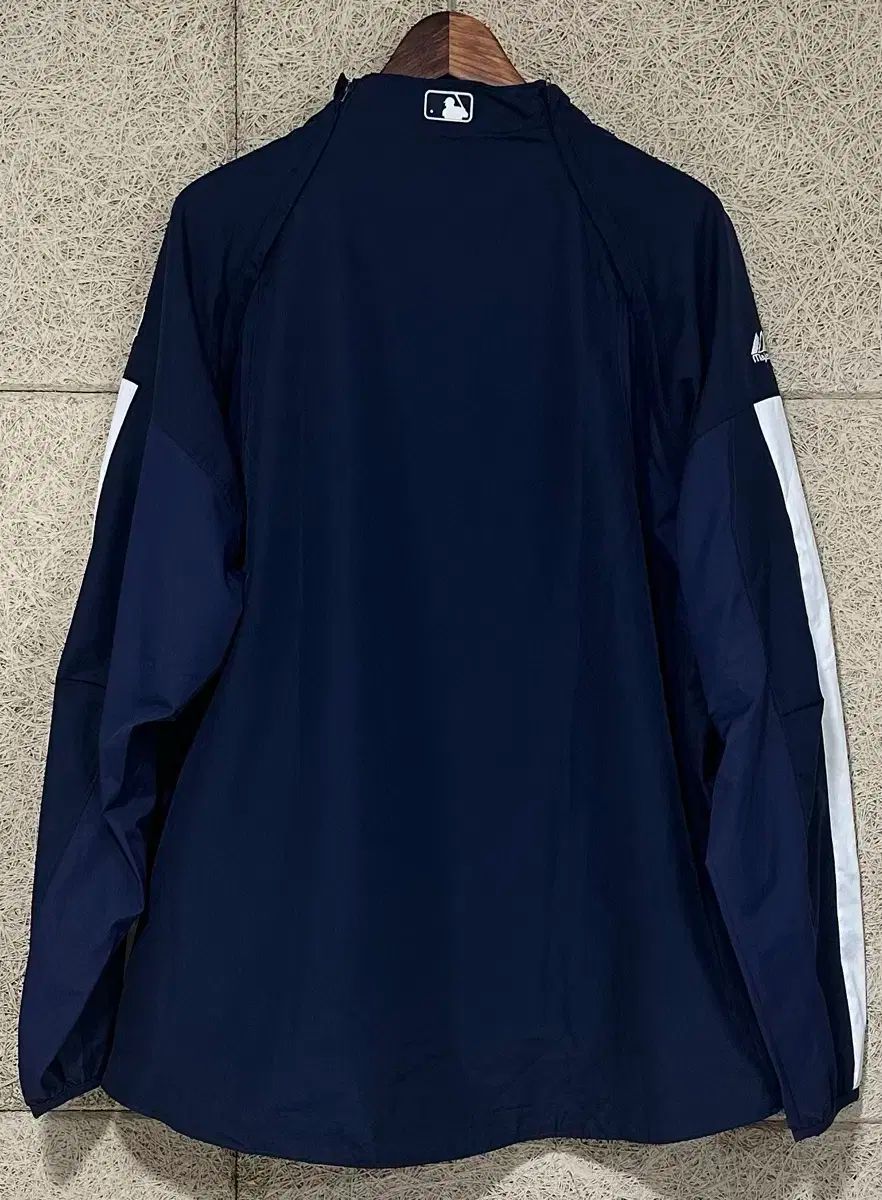 マジェスティック デトロイト タイガース ウィンドブレーカー 分離型 ウォームアップ XL