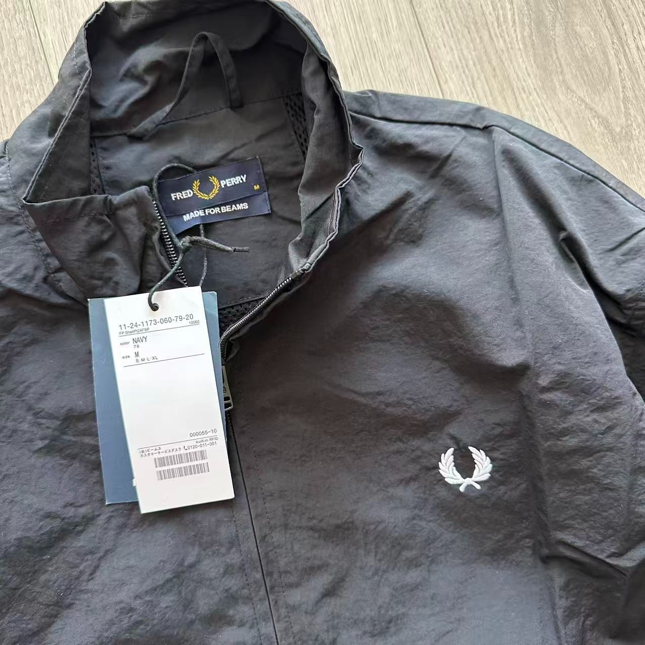 BEAMS別注 FRED PERRY Shell Jacket XL ネイビー 【公式通販】