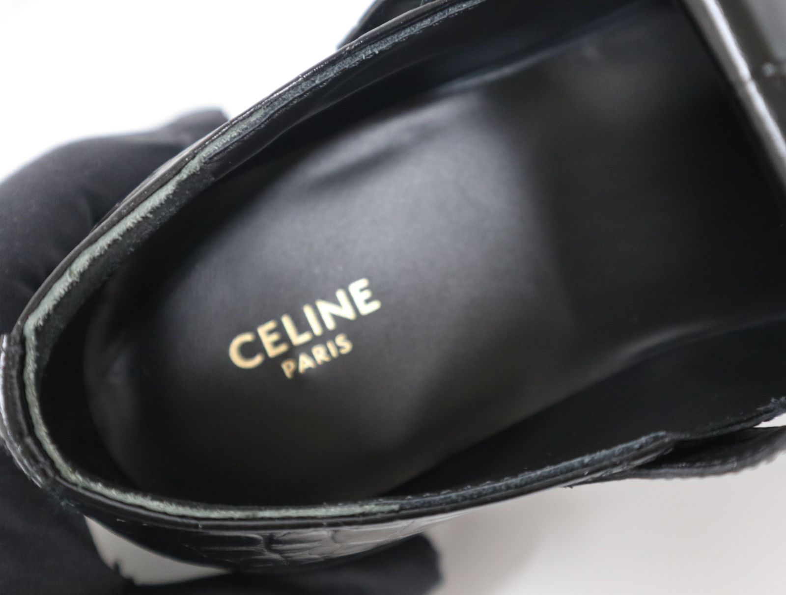 セリーヌ CELINE バルキー トリオンフ パーフォレイテッドベビーズ  