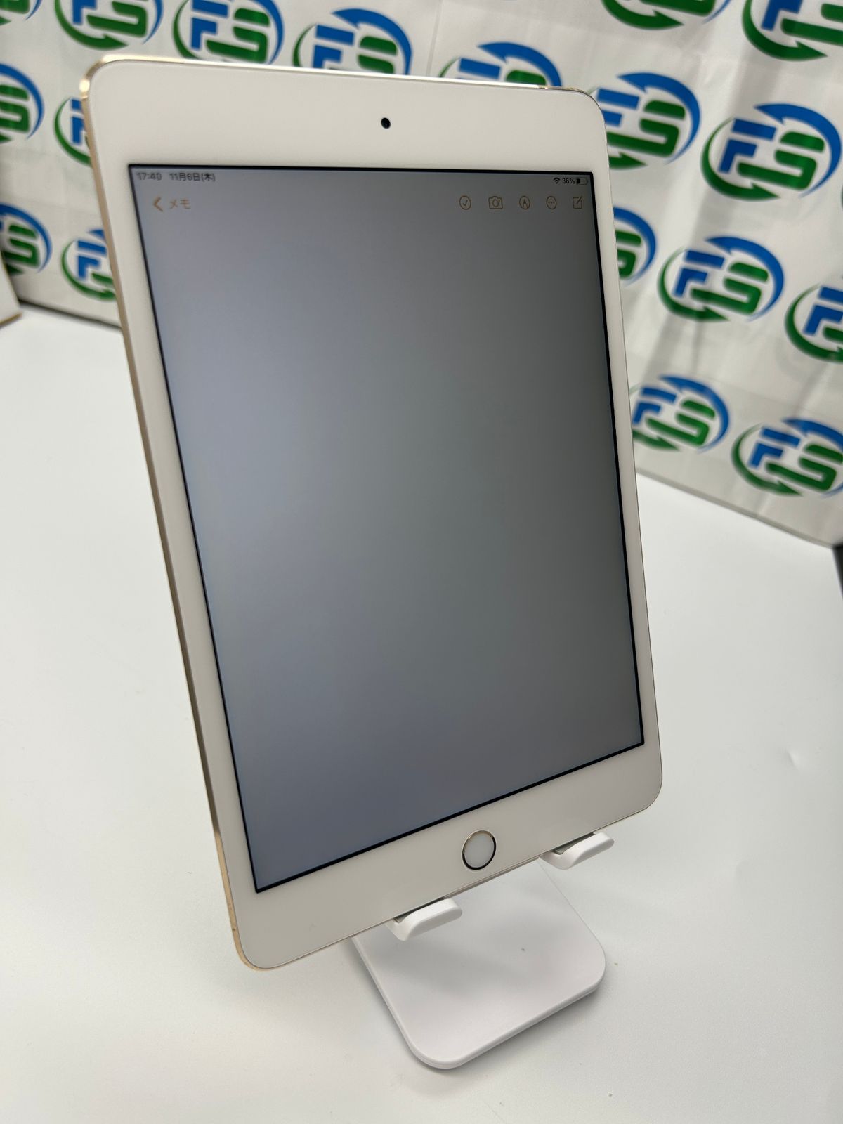 au 【SIMロックなし】MNWF2J/A iPad mini 4 Wi-Fi+Cellular 32GB