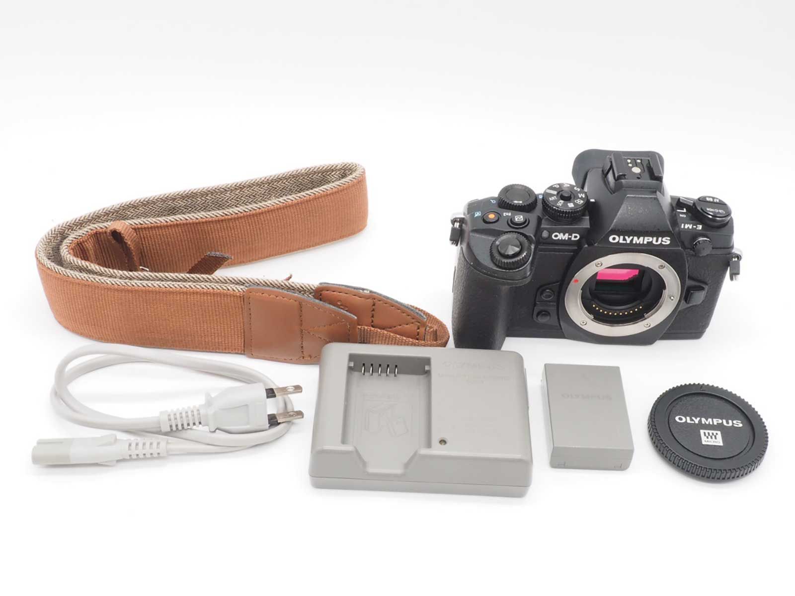 オリンパス Olympus OM-D E-M1 16.3MP Digital Black Body 14561 shots Z5595A