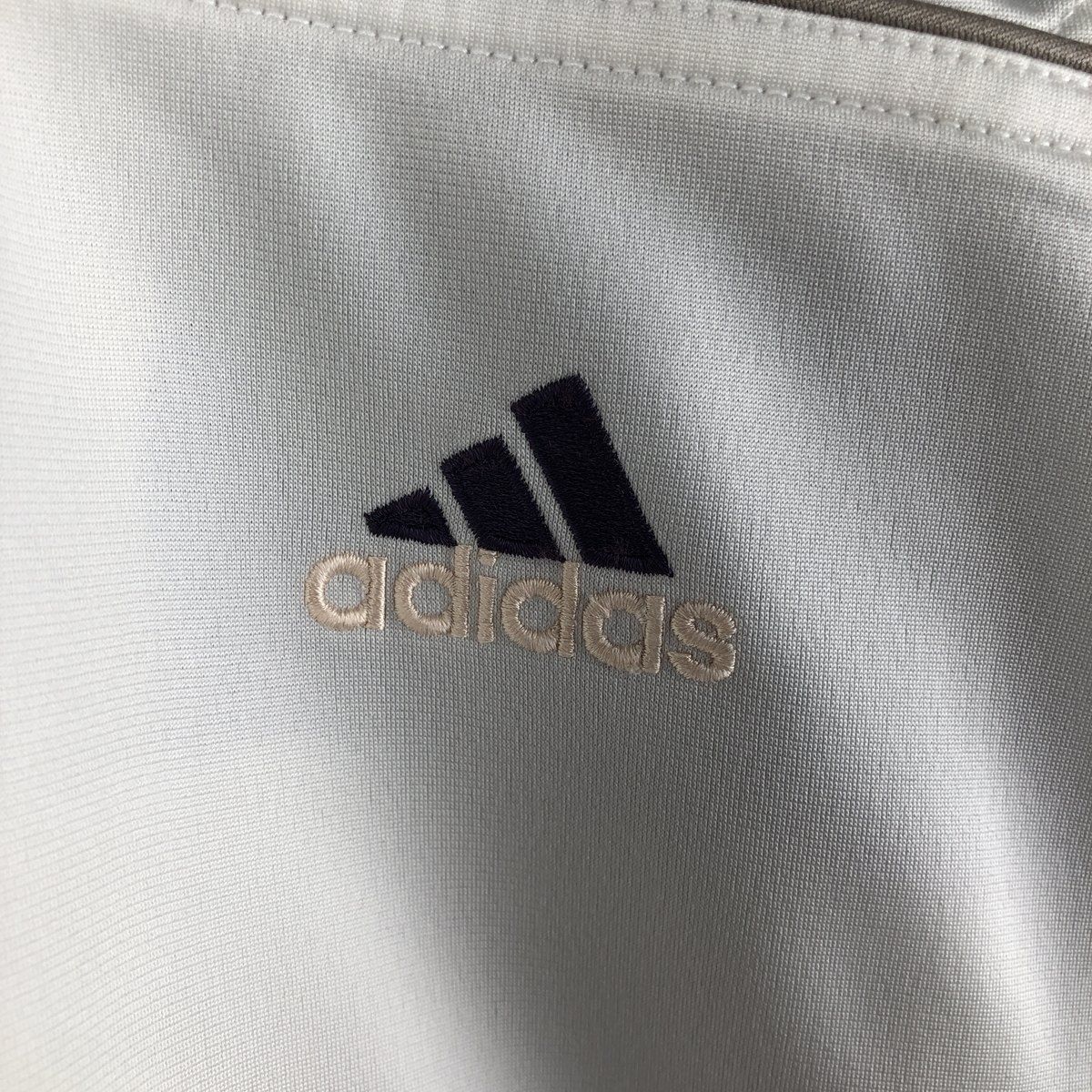 アディダス adidas