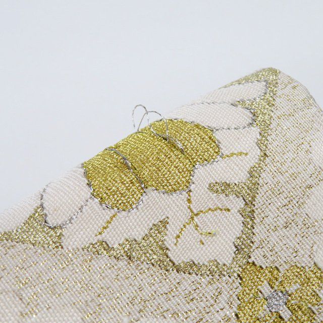 オフホワイト 金銀