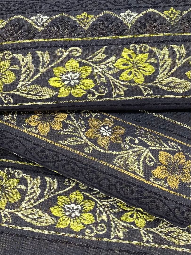 唐花段紋 袋帯 金糸 さが美扱い 正絹 六通 D 093