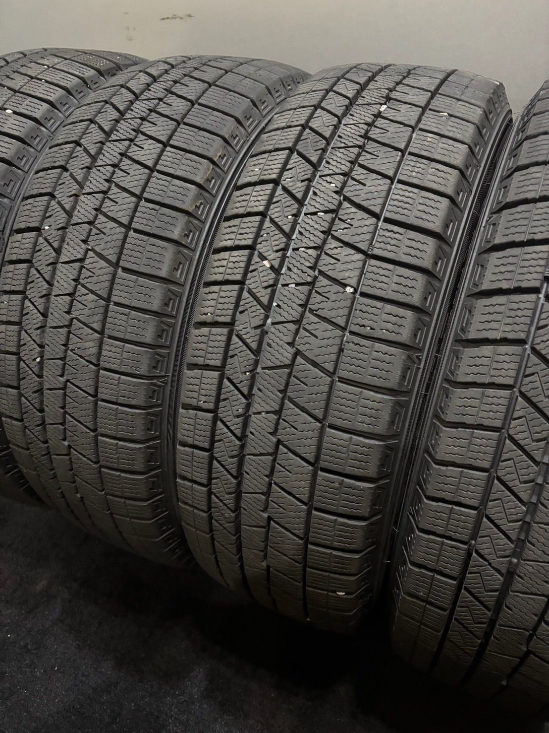 185 60 R 15 DUNLOP WINTER MAXX 03 21年製 スタッドレス 4本 ダンロップ ウィンターマックス アクア ヤリス フィット 4 K 585