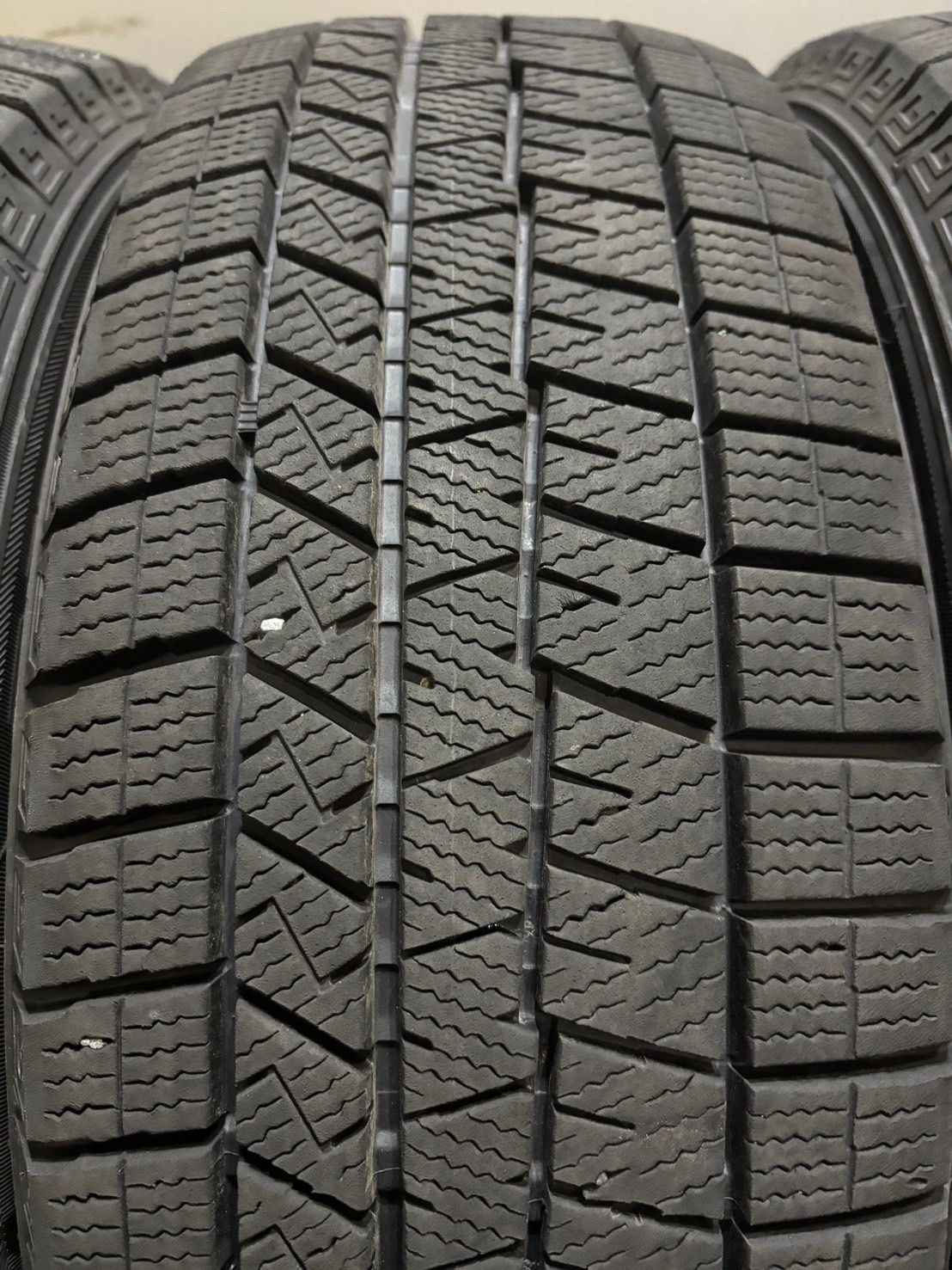  185 60 R 15 DUNLOP WINTER MAXX 03 21年製 スタッドレス 4本 ダンロップ ウィンターマックス アクア ヤリス フィット 4 K 585 15インチ スタッドレス