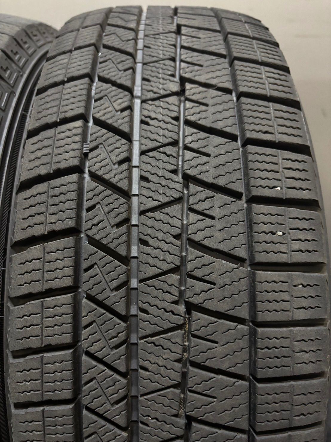 185 60 R 15 DUNLOP WINTER MAXX 03 21年製 スタッドレス 4本 ダンロップ ウィンターマックス アクア ヤリス フィット 4 K 585