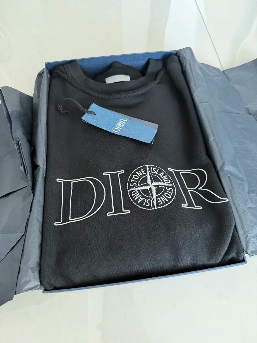 ディオール x ストーン マン투マン