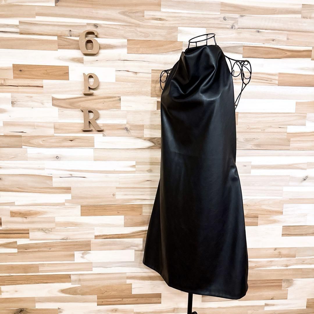 ザラ ZARA フェイク レザー サロペット ワンピース XXL 黒ブラック ミニ バック オープン ホルターネック 稀少