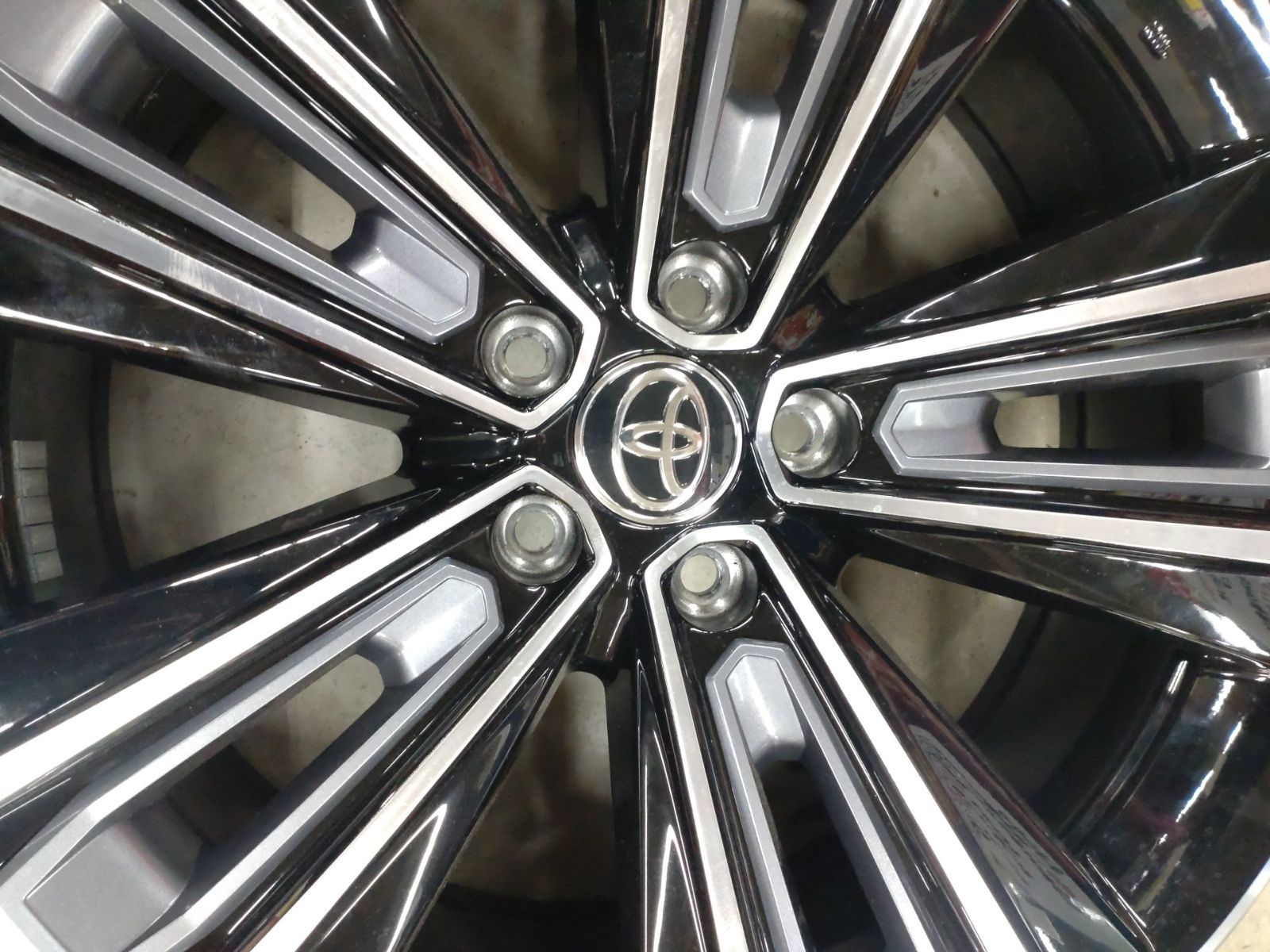 アルミホイール