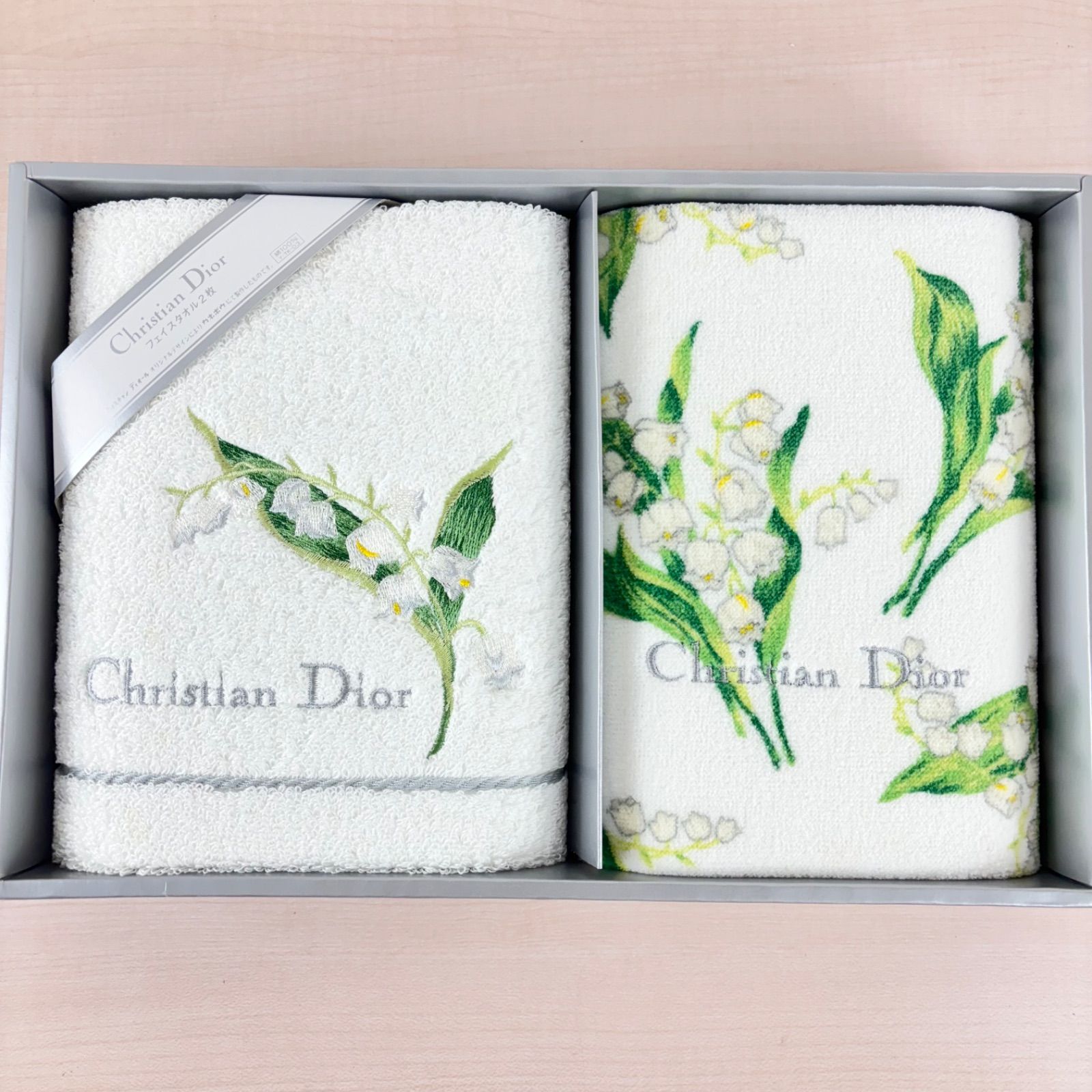 クリスチャンディオール Dior タオルセット　レア　未使用保管品　花柄　素敵 未使用品】ChristianDior フェイスタオル2P 綿100％ 花柄 - メルカリ