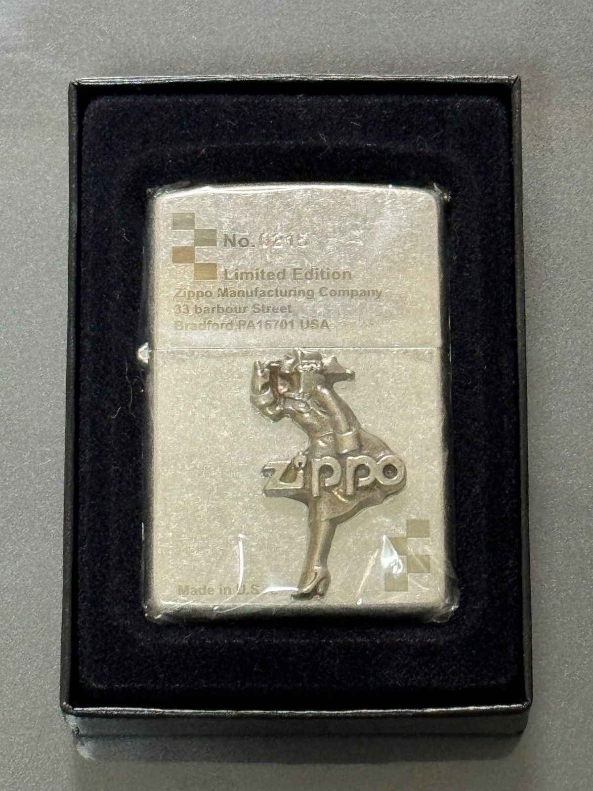zippo ウィンディ 立体メタル 品 WINDY METAL 年代物 2000年製 FIRST LADY バルガガール シルバーダスト 特殊加工品 デットストック シリアルナンバー NO 0215 ケース 保証