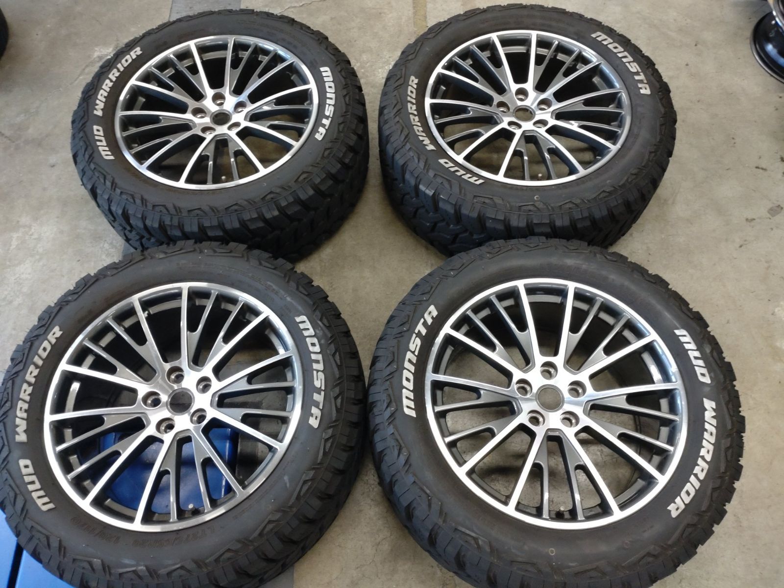 ランドローバー 設計 20インチ 9 J 48 PCD 120 5 H ＆MONSTA 275 55 R 20 サマータイヤ 4本セット