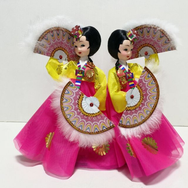 韓国人形 双舞×ピンク 韓国伝統衣装の本格韓国人形 韓国舞踊 扇子の舞い doll-d96-s 韓国 人形 舞踊 韓服 チマチョゴリ ピンク