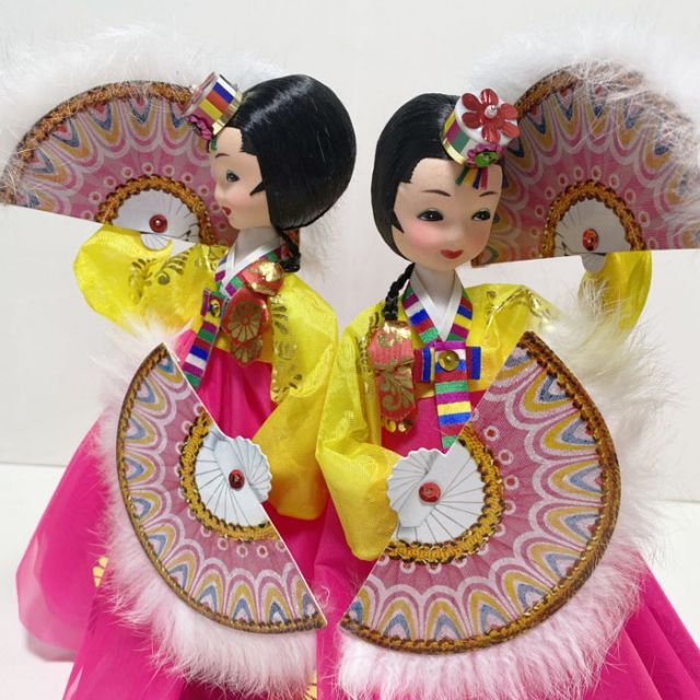 韓国人形 双舞×ピンク 韓国伝統衣装の本格韓国人形 韓国舞踊 扇子の舞い doll-d 96-s 韓国 人形 舞踊 韓服 チマチョゴリ ピンク