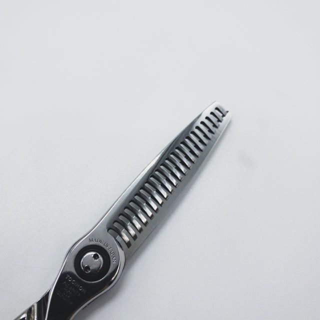 トギノンTOGINON】PREMIUM TWIN5.8プレミアムクイーン ツイン メガネ