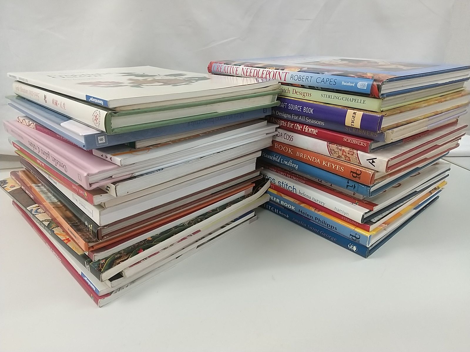 手芸 刺繍関連書籍 計34冊セット 2511-Sat-10