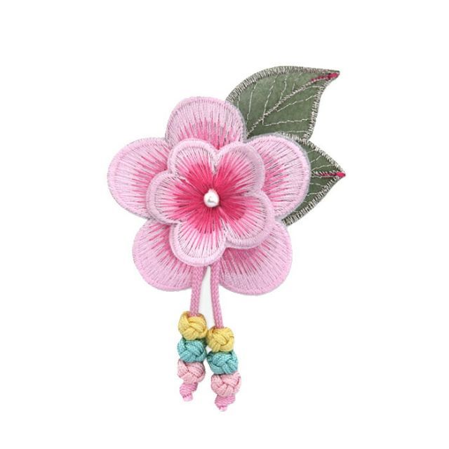 お花のヘアピン□hairpin-4-s【ギフト】【お土産】【誕生祝】 - メルカリ