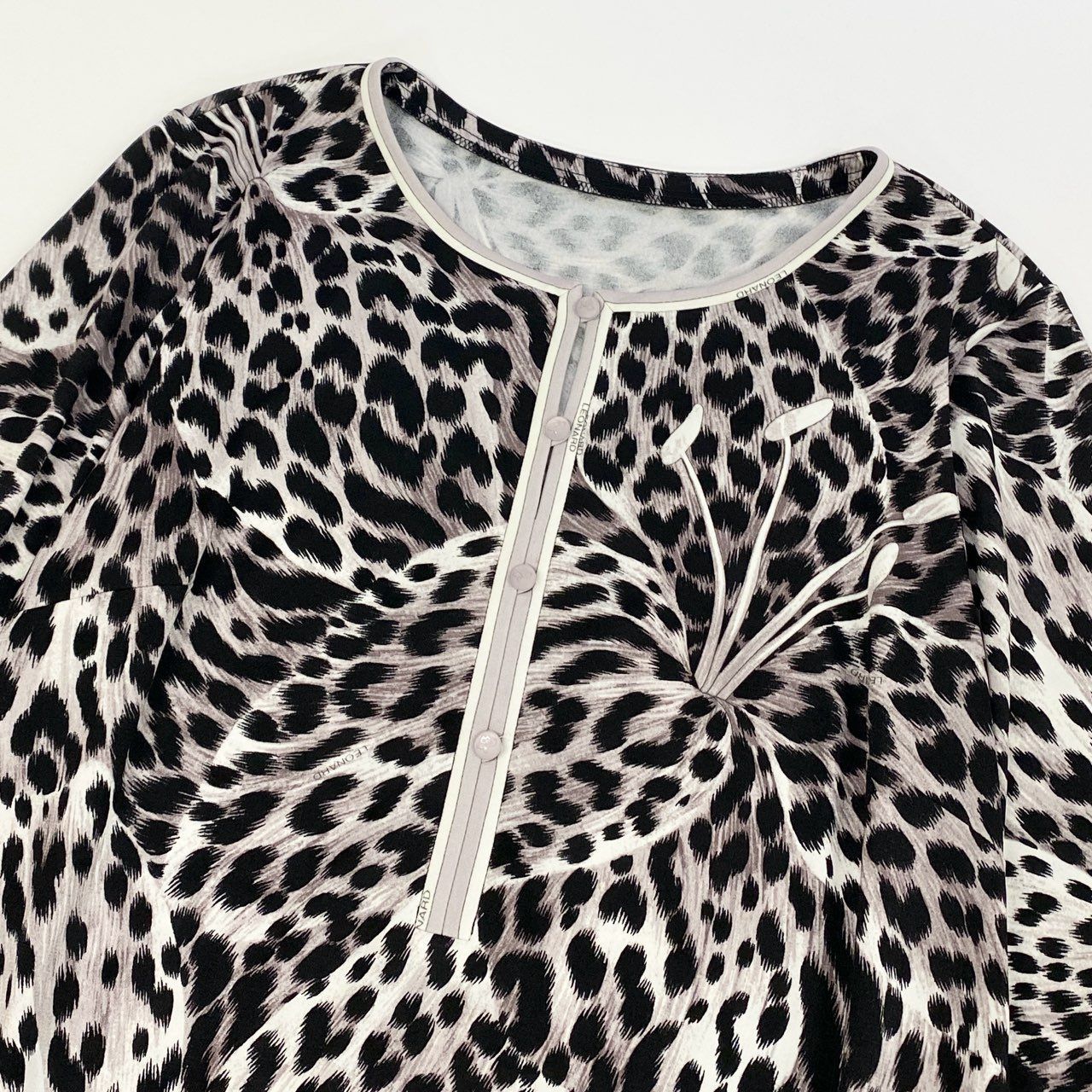 69k7 LEONARD レオナール チュニックワンピース 7分袖 総柄 フラワー  