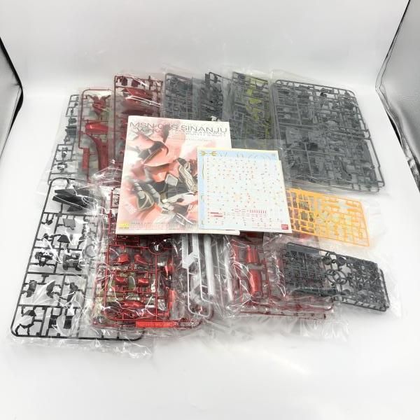 ｶﾞﾝﾀﾞﾑ 箱傷み バンダイ MG 1 100 シナンジュ Ver Ka チタニウムフィニッシュ 機動戦士ガンダムUC 6