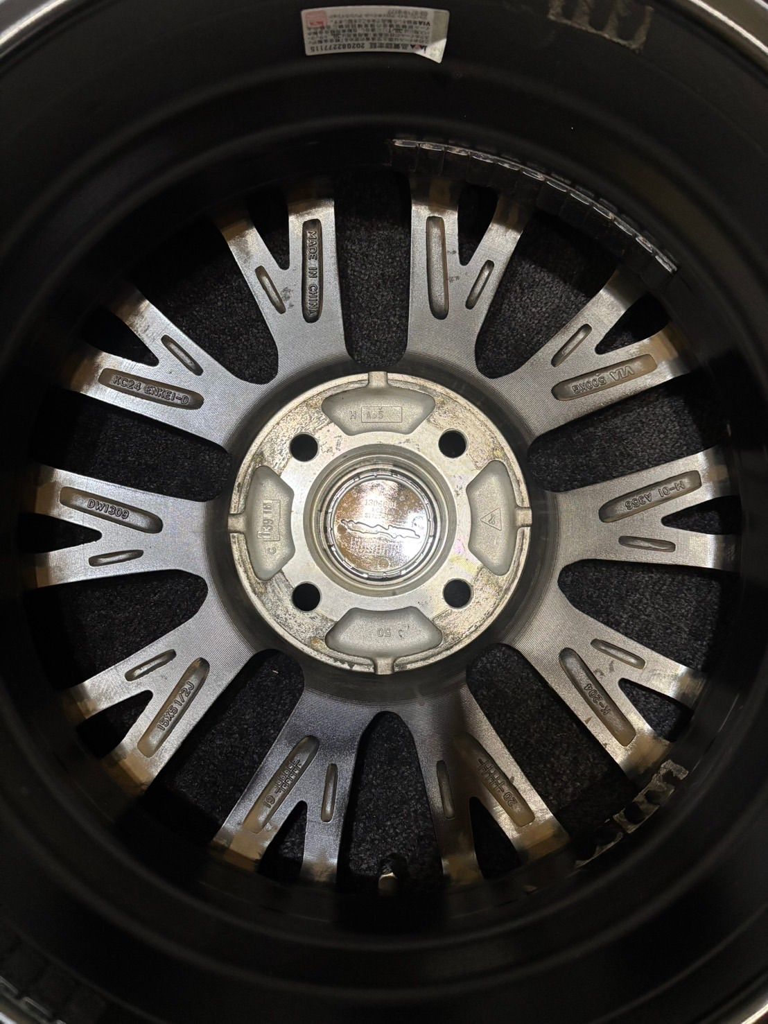  イボ付 185 65 R 15 VRX 2 SMACK 15インチ 5 J 50 100 4 H スタッドレス 4本 フリード フィット 南2 K 589 15インチ タイヤ ホイールセット