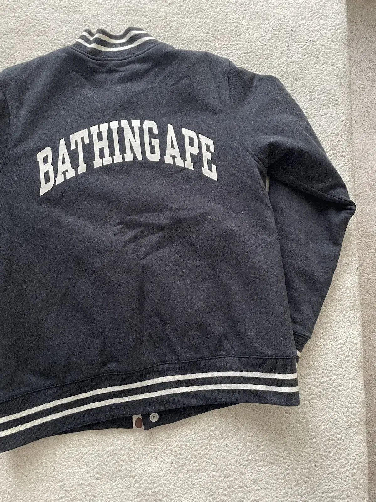 A BATHING APE アベイシングエイプ スタジャン ブラック