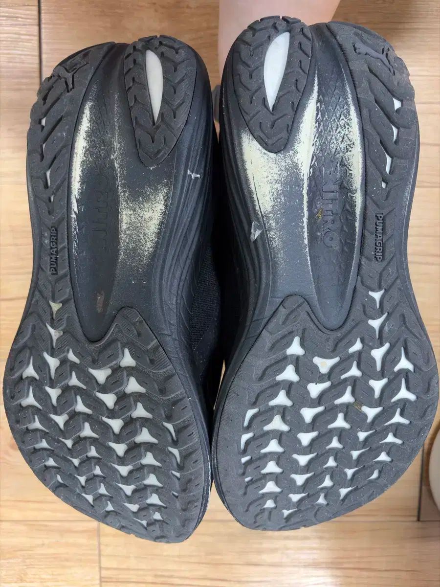  プーマ マックマックス ナイトロ その他 靴