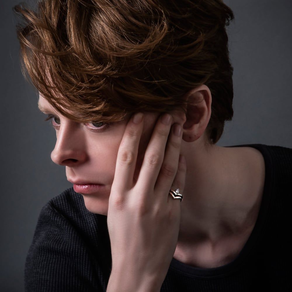 ティアドロップVリングCL アルテミスキングス