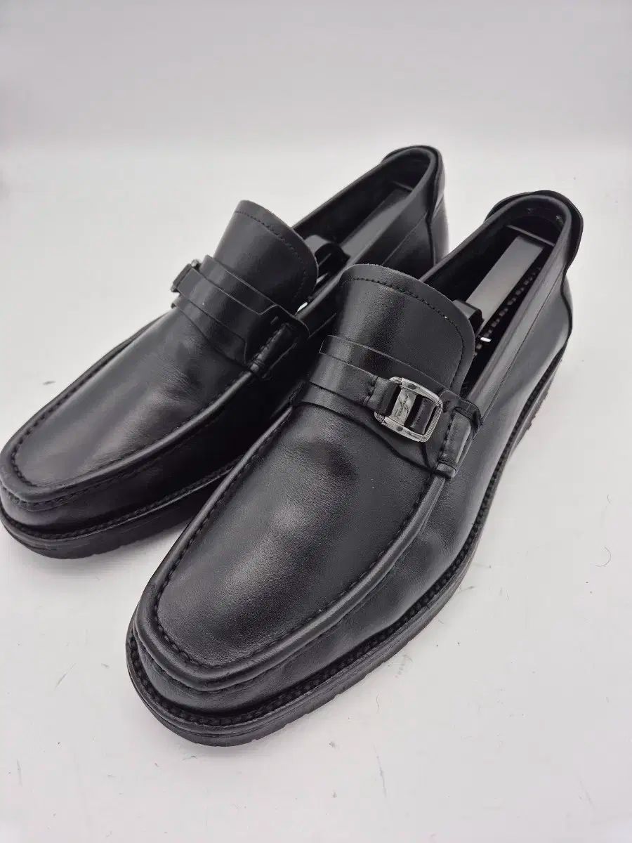 フェラガモ ブラック メンズ ローファー シューズ 270サイズ