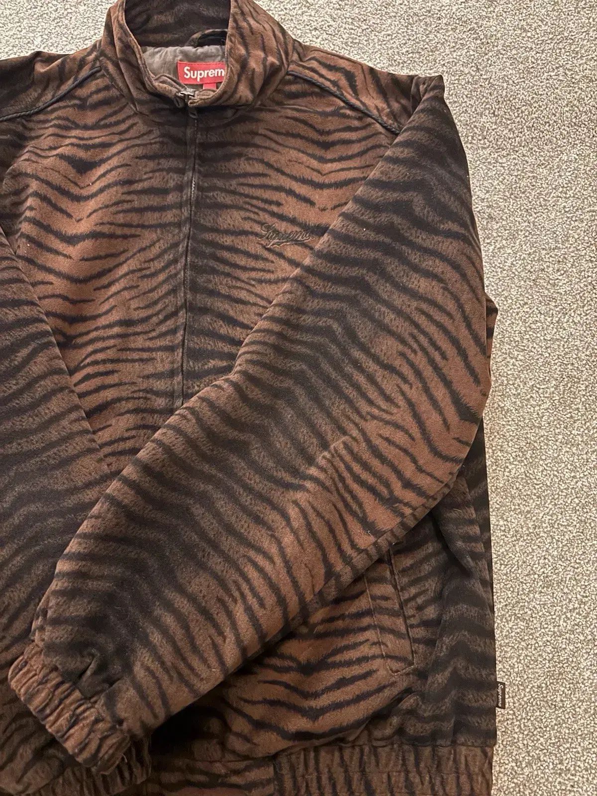 シュプリーム タイガー ストライプ トラック ジャケット