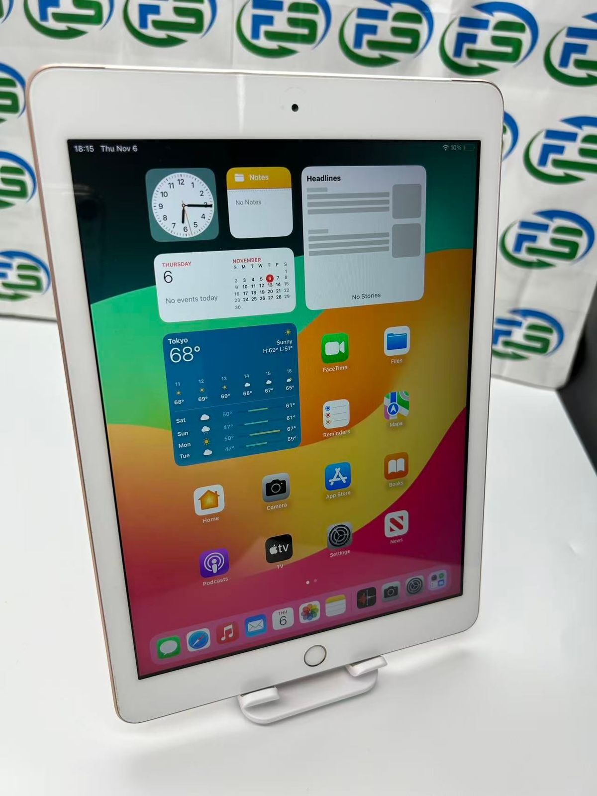 iPad 第6世代 Cellular 32GB ゴールド MRM02J A A1954 SIMフリー 訳アリ