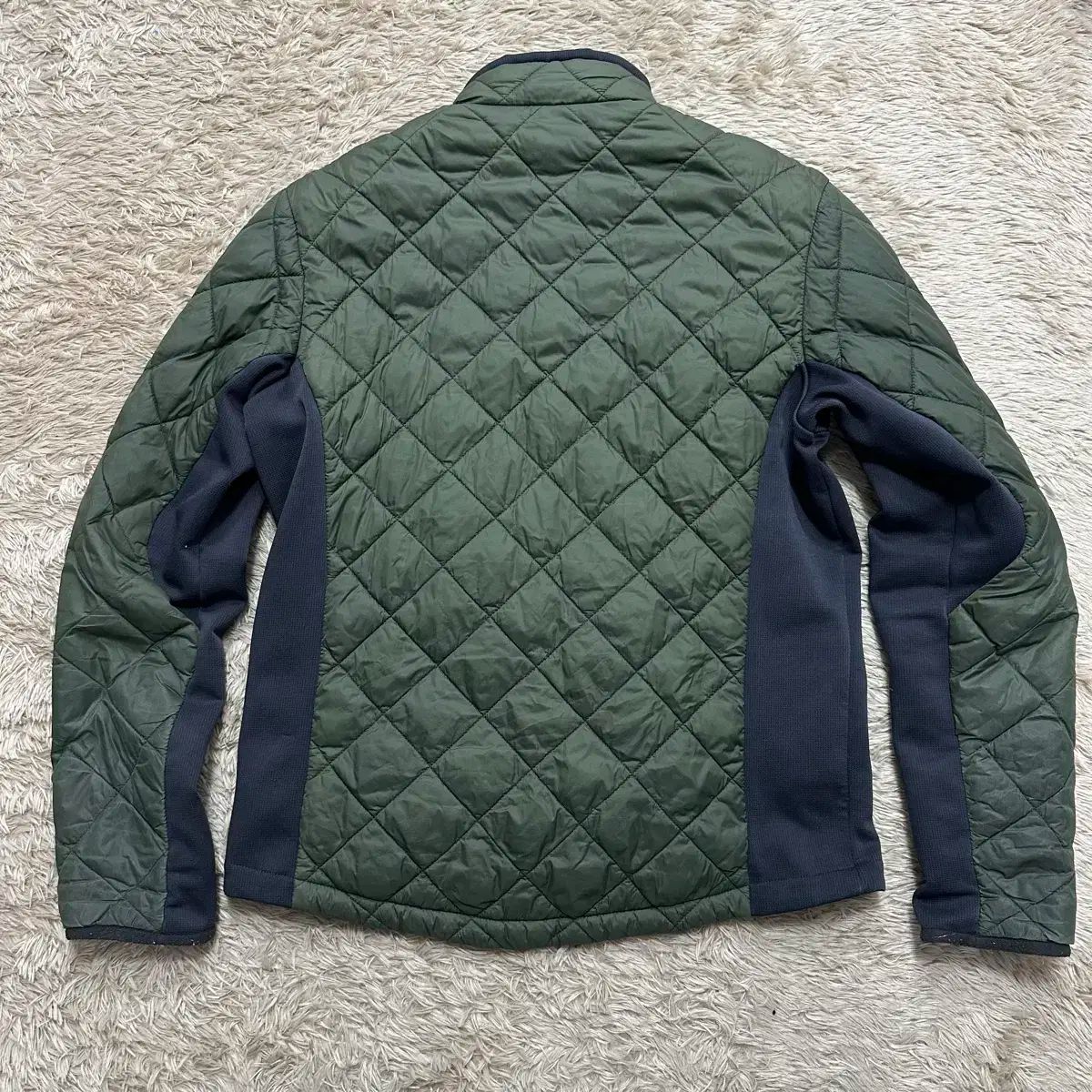 モンベル キルティング ダウンジャケット