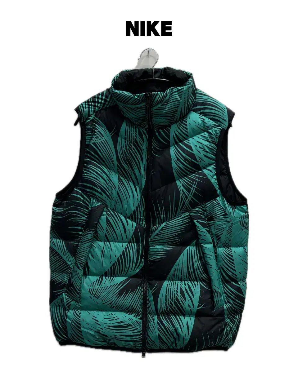 NIKE FC バルセロナ ダウンフィル ウィンドランナー ベスト