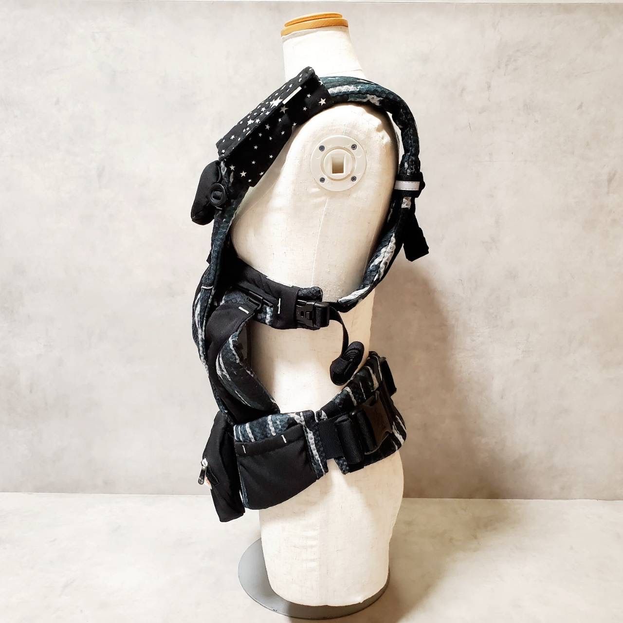 オムニブリーズ ペイントブラック