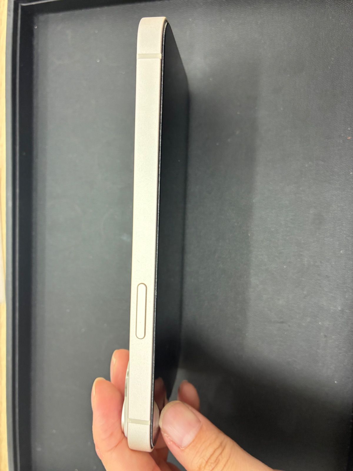 iPhone14 128GB スターライト 本体のみ - メルカリ