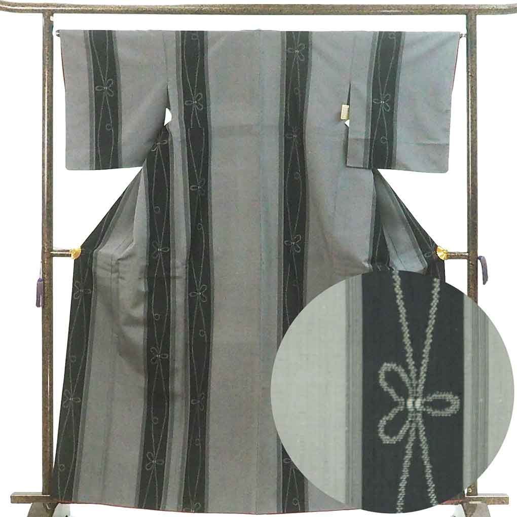 紬 身丈163 cm 裄66 前幅24 5 後幅29 袖丈49 袖幅34 レディース 袷 組紐 裄長 裄M Lサイズ 秋冬春用 正絹 シルク グレー リメイク リユース リサイクル 呉服のきくや