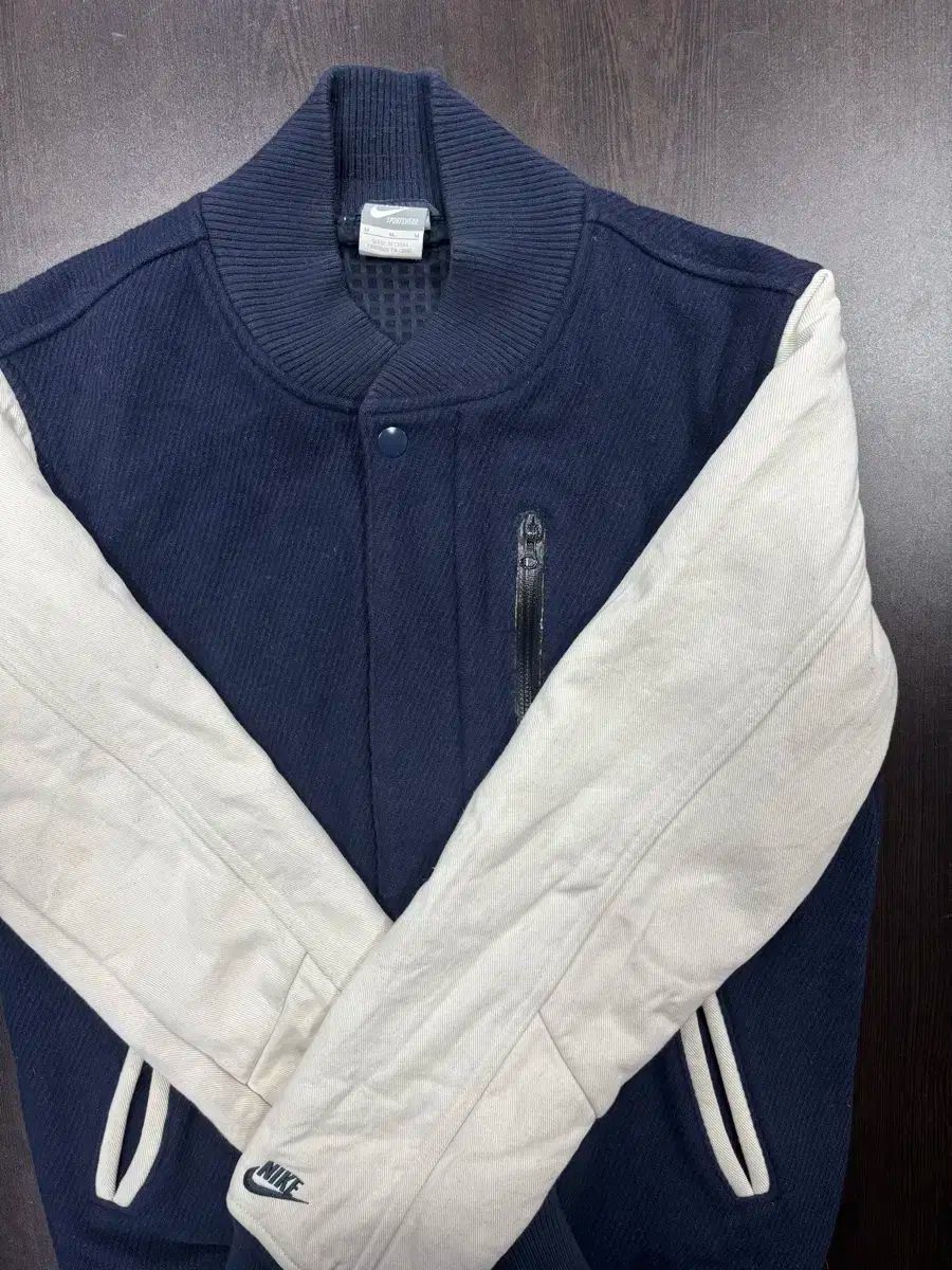 ナイキ ネイビー スタジアム ジャケット