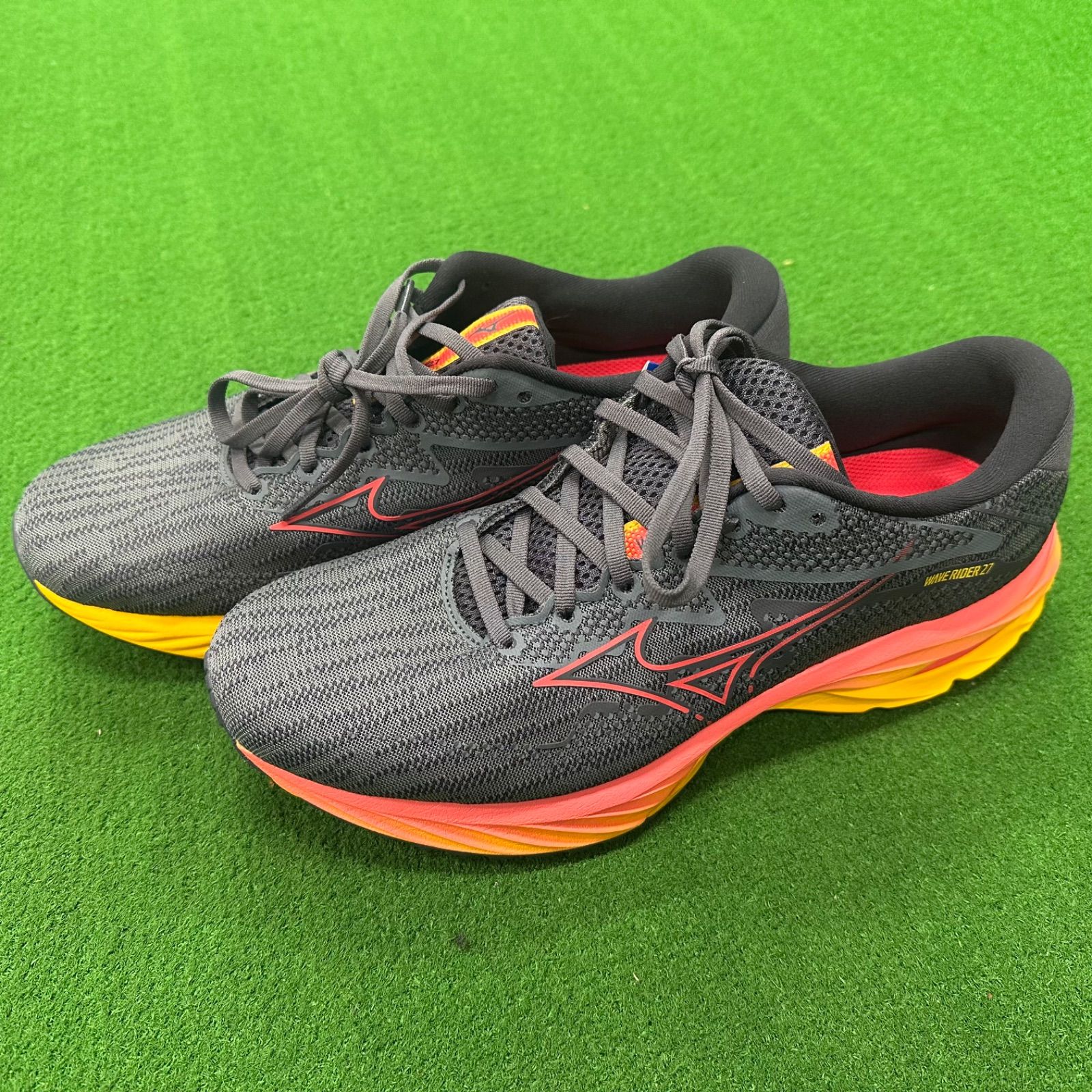 30 off ミズノ ウエーブライダー27 26.0cm ランニングシューズ 陸上