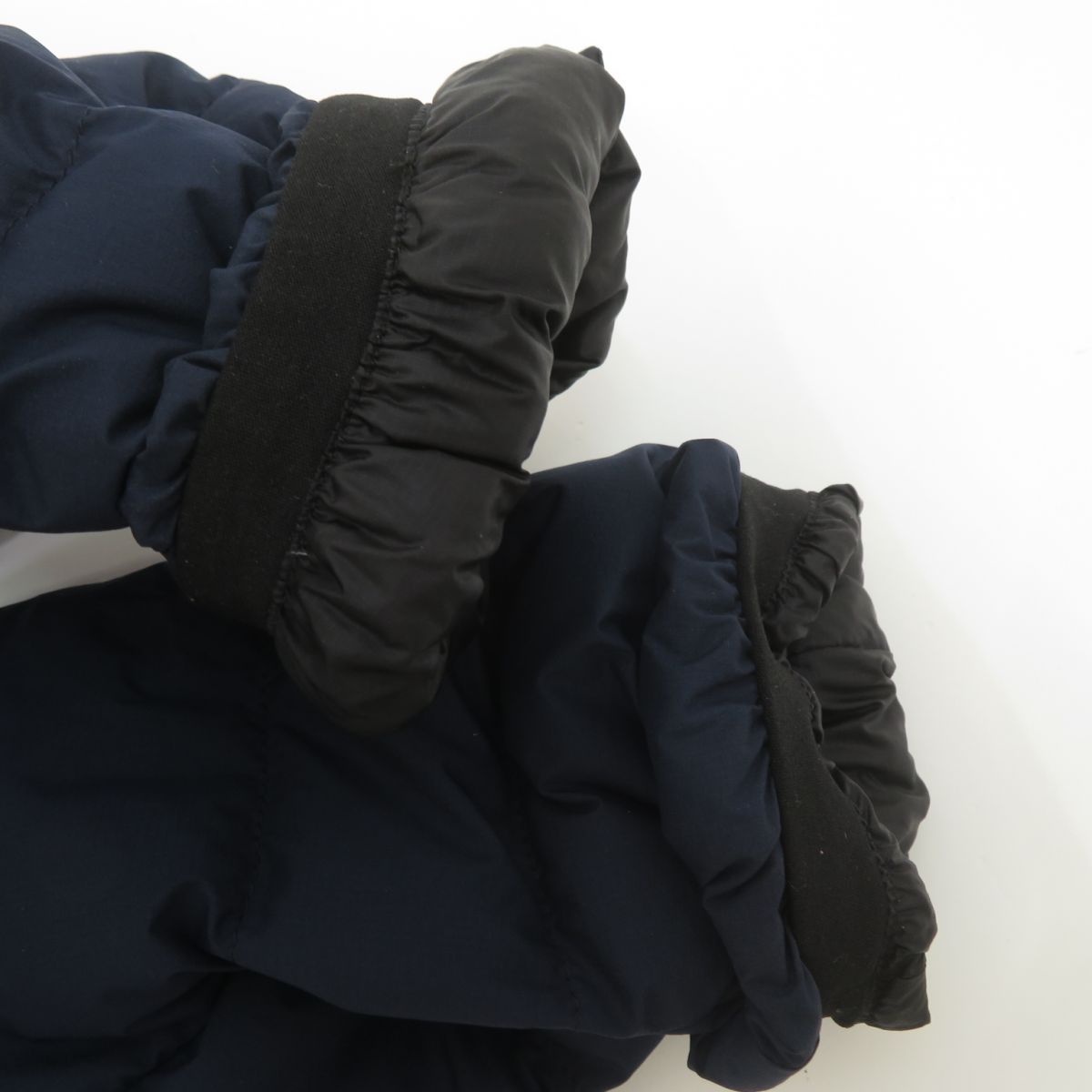 サンダーラウンドネックジャケット ダウン