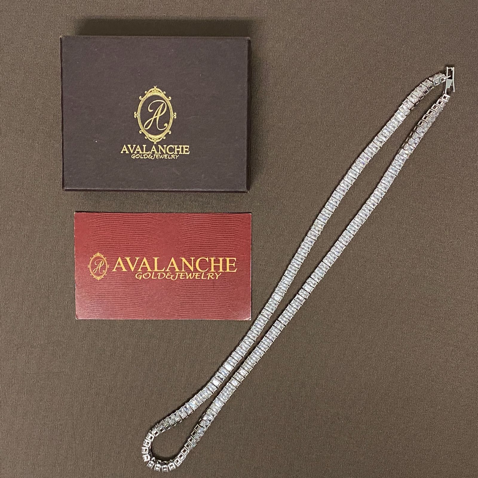 浜館85-2168】 【店舗併売品】 AVALANCHE アヴァランチ ゴールド 