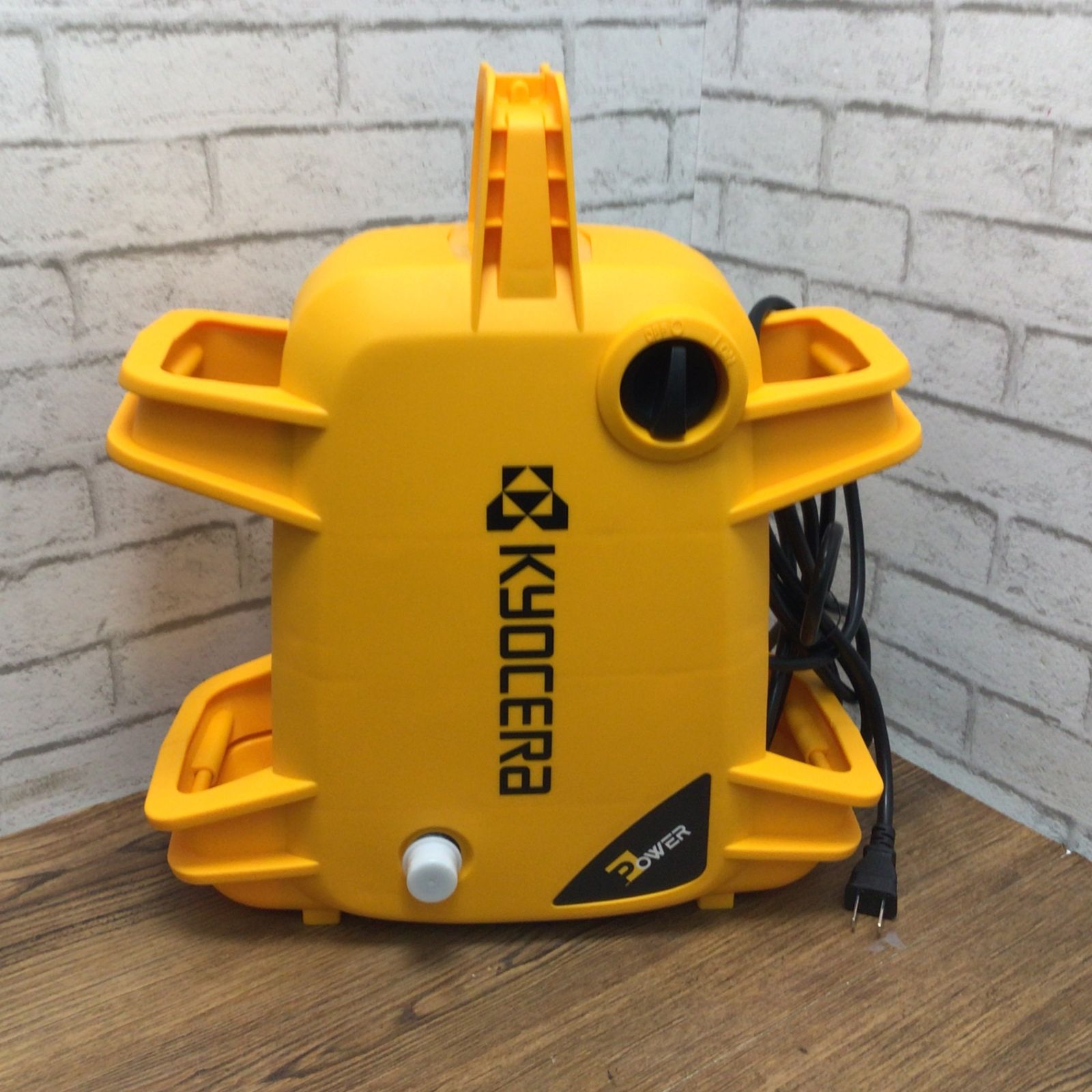 11092 KYOCERA 京セラ 高圧洗浄機 AJP 1210 家庭用 洗車 清掃用 電動工具